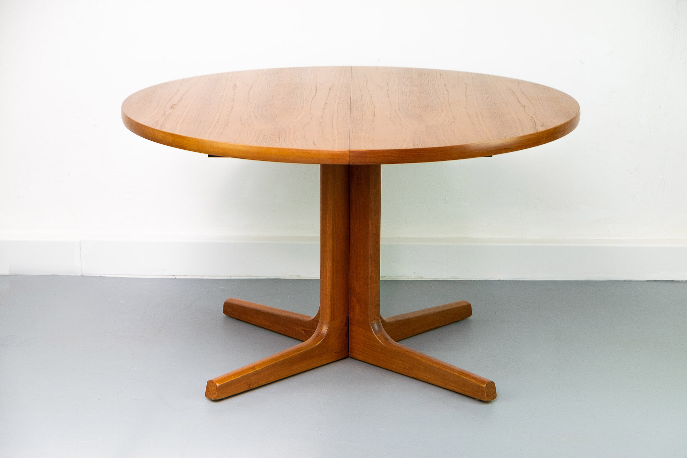 Round Danish Teak Dining Table, 1960s