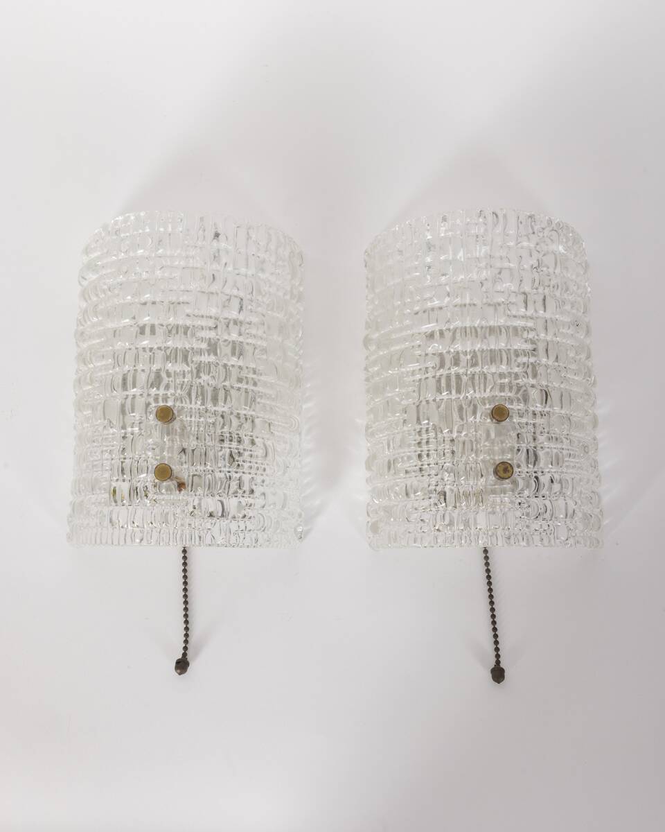 Pair of 1960s vintage wall lamps in crystal brass Italian design