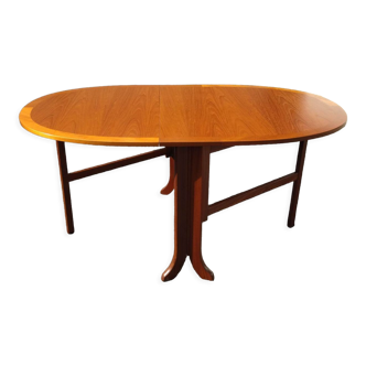 Modular blond teak table