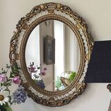 Miroir ovale résine dorée kitsch des années 70