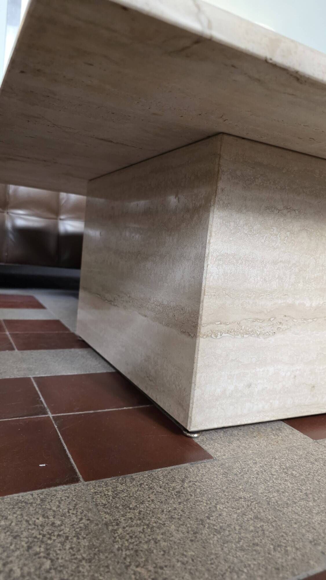 Roche Bobois table basse travertine
