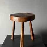 Tabouret de ferme rustique français massif de style brutaliste des années 1950