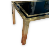 Table de salon en laiton doré et verre noir par le studio mercier pour liwan's