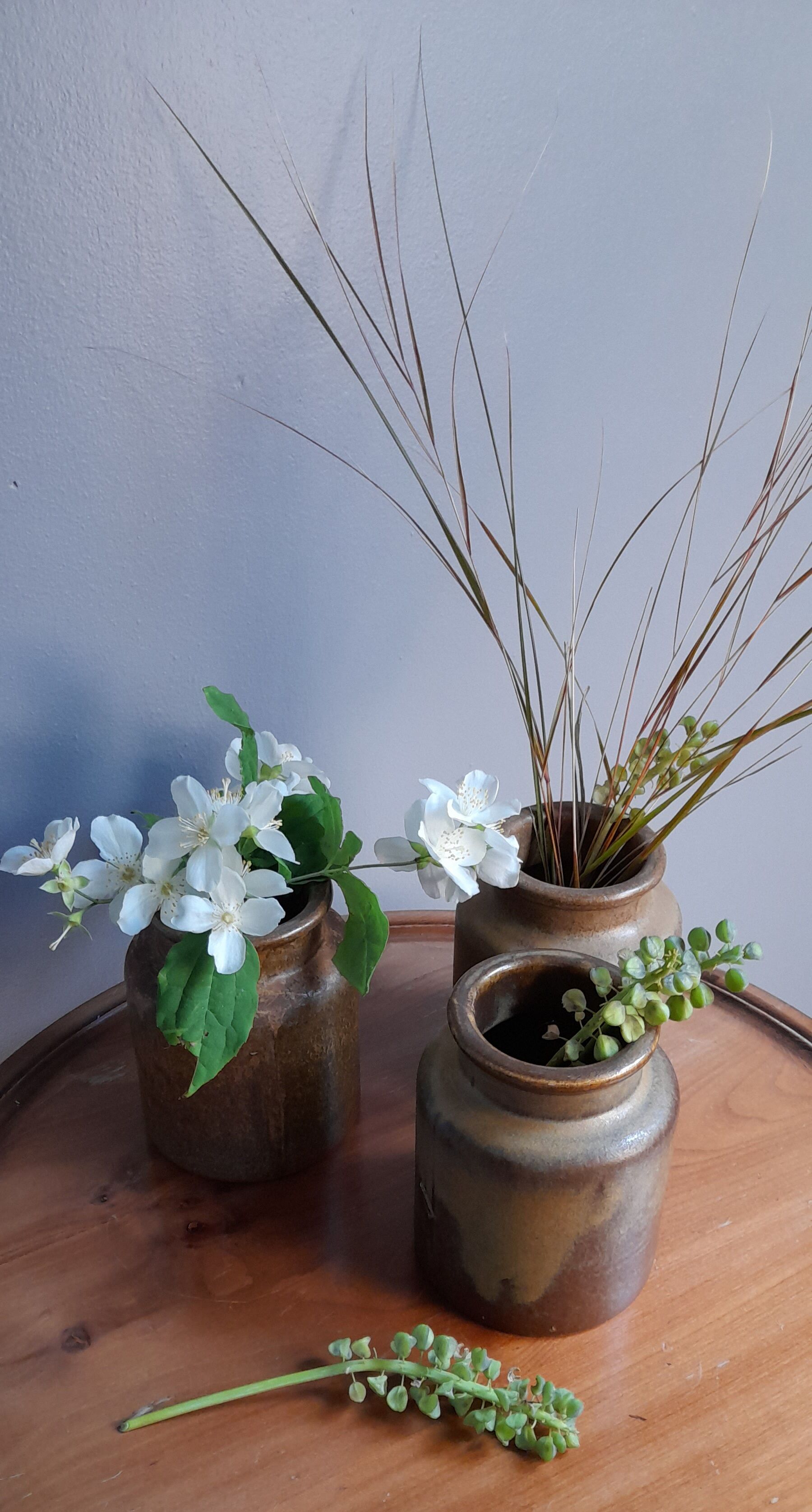Lot de 3 pots en grès, anciens pots à moutarde