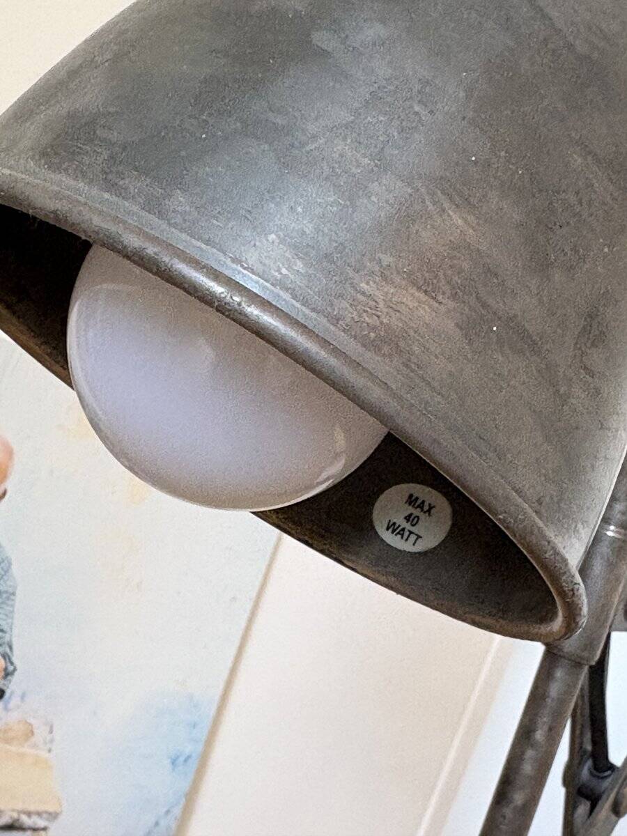 Lampe industrielle à ciseaux, pince d'établi