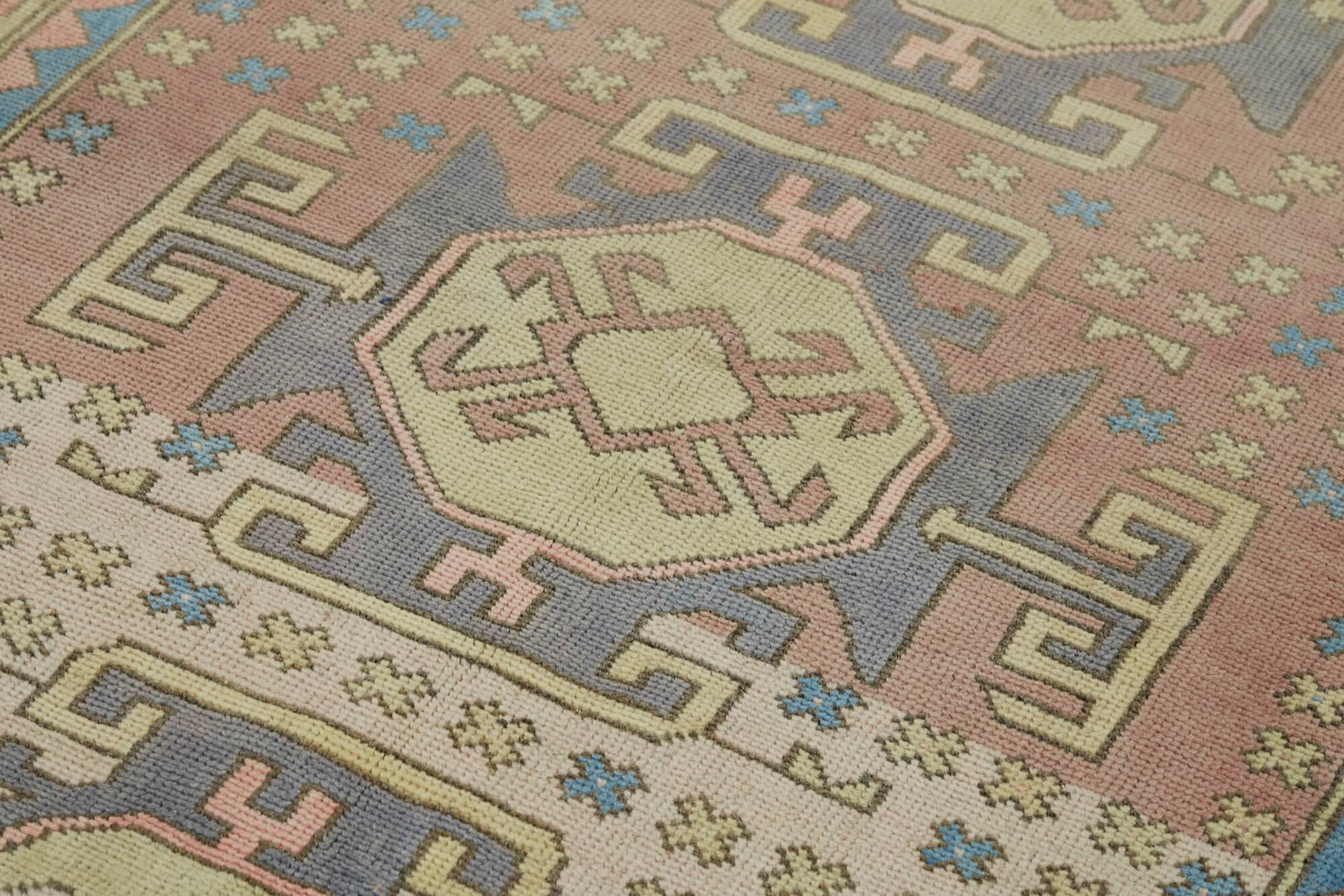 Turkish Vintage Anatolian Rug 141 cm x 220 cm