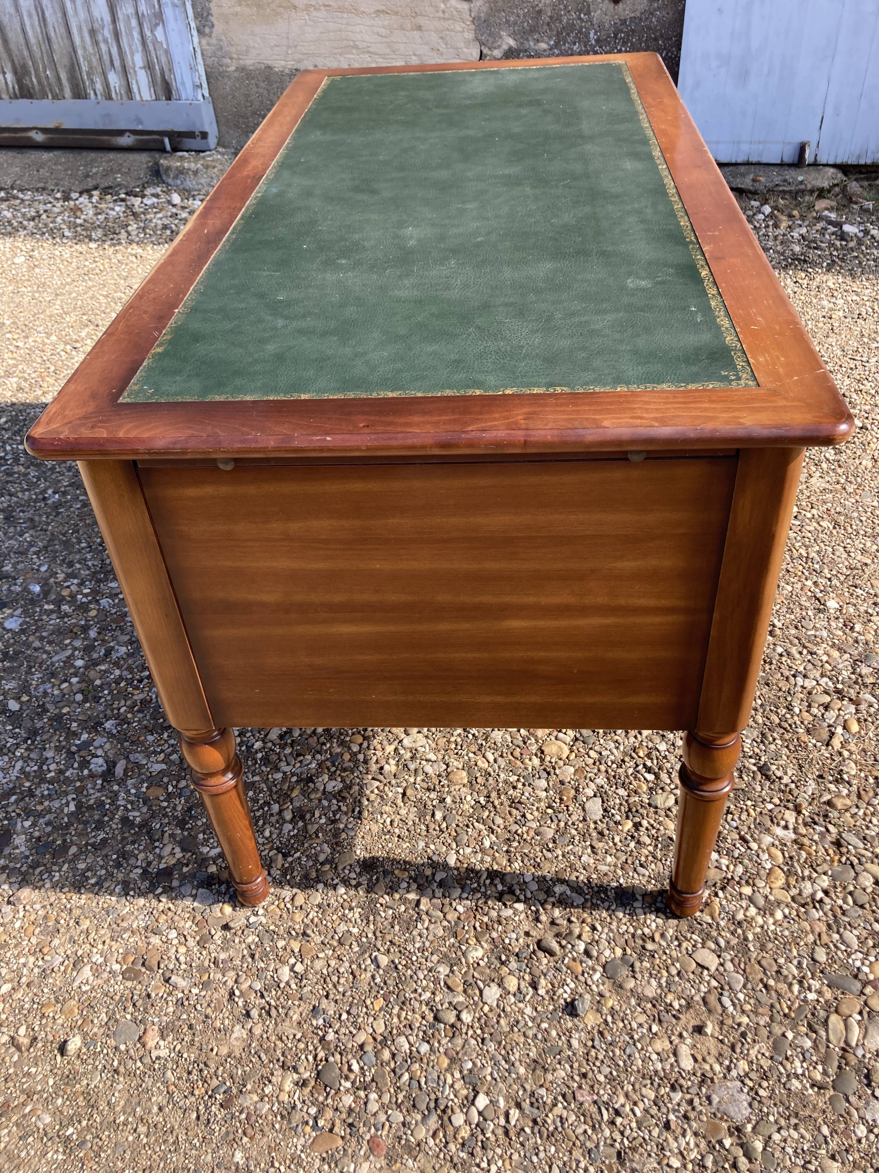 Louis Philippe Office