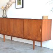 Danish sideboard – sliding doors * 181 cm