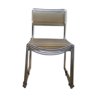 Lot of 4 metal chairs