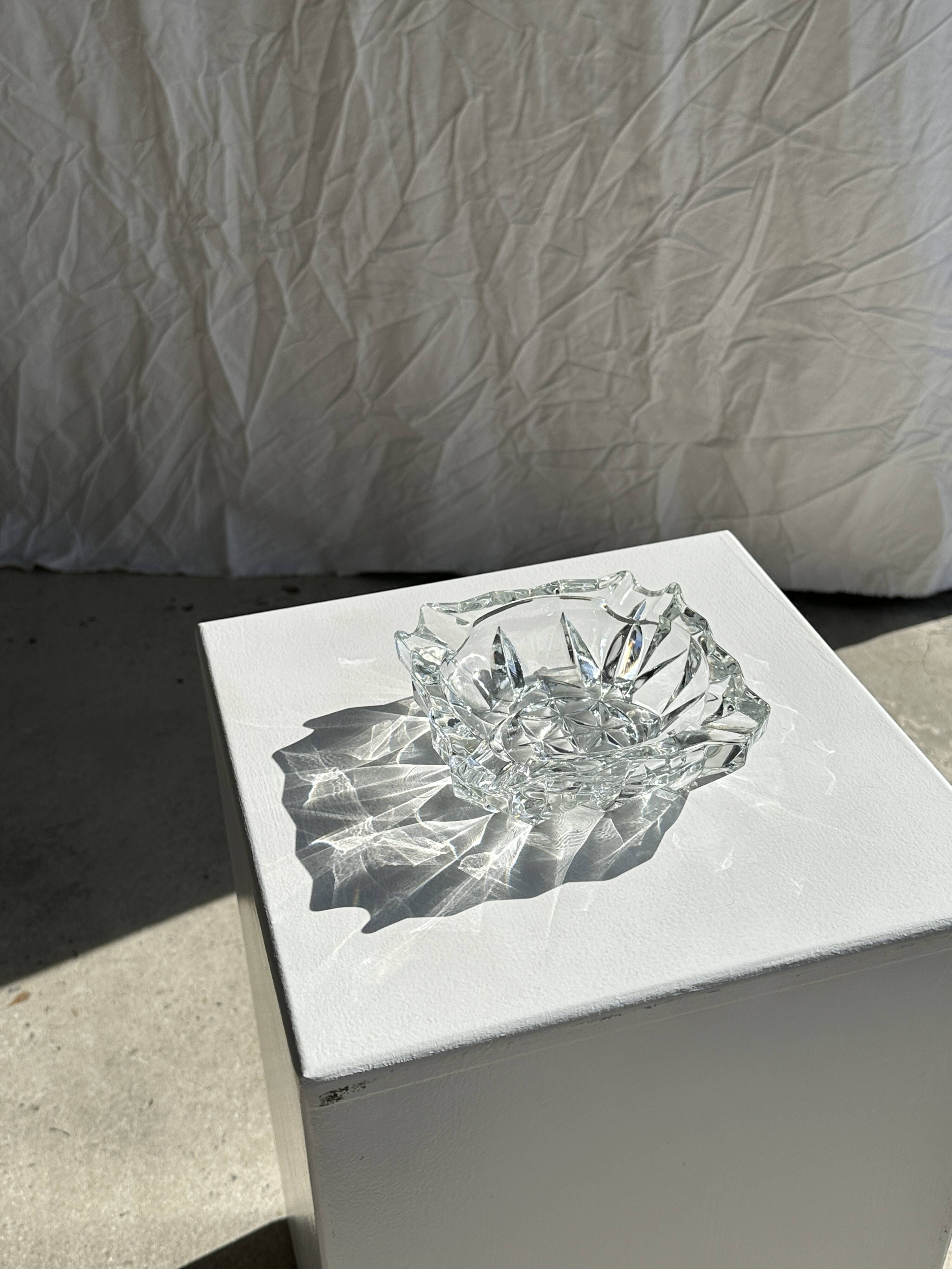 Large square ashtray large diamond tips