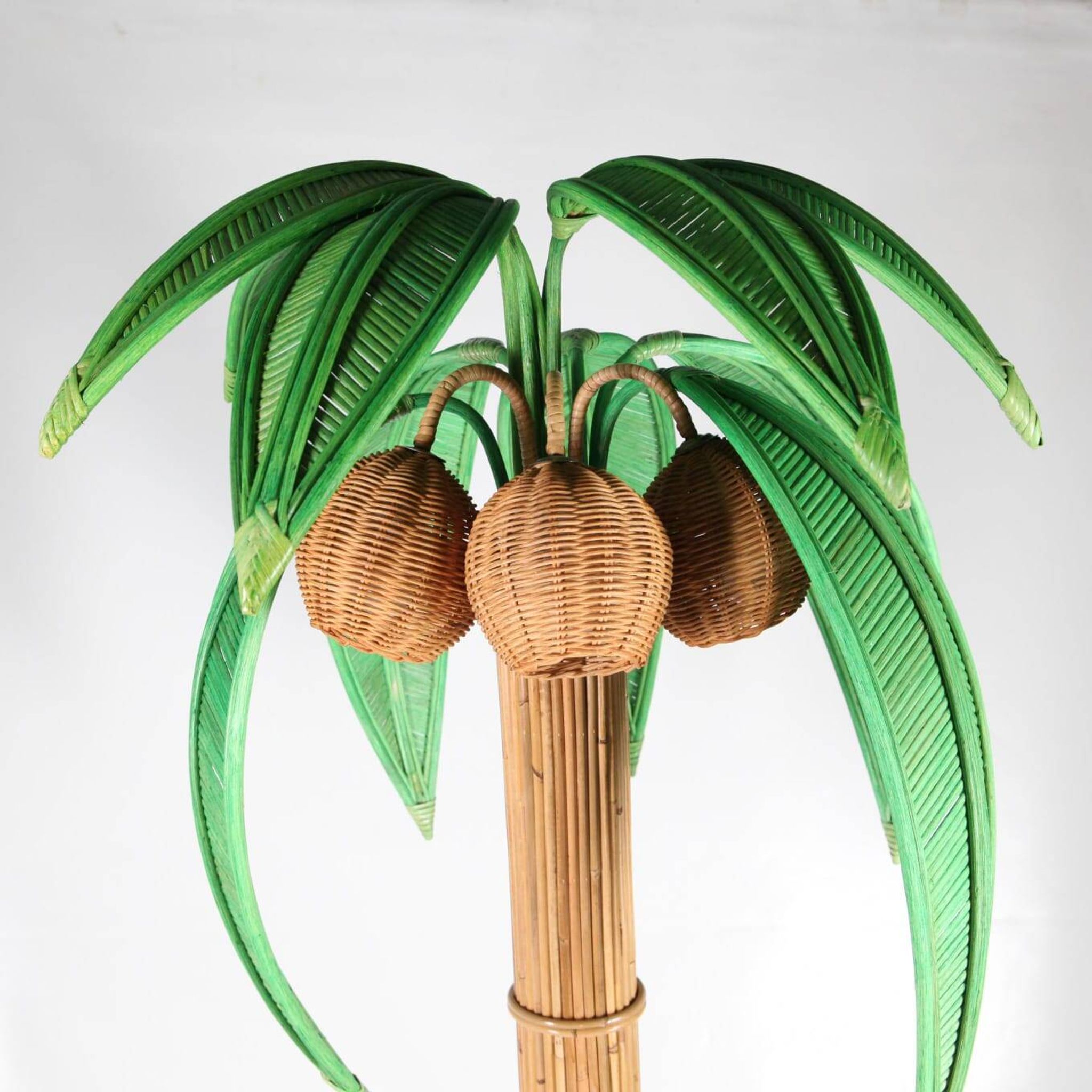 Lampadaire « cocotier/palmier » en rotin