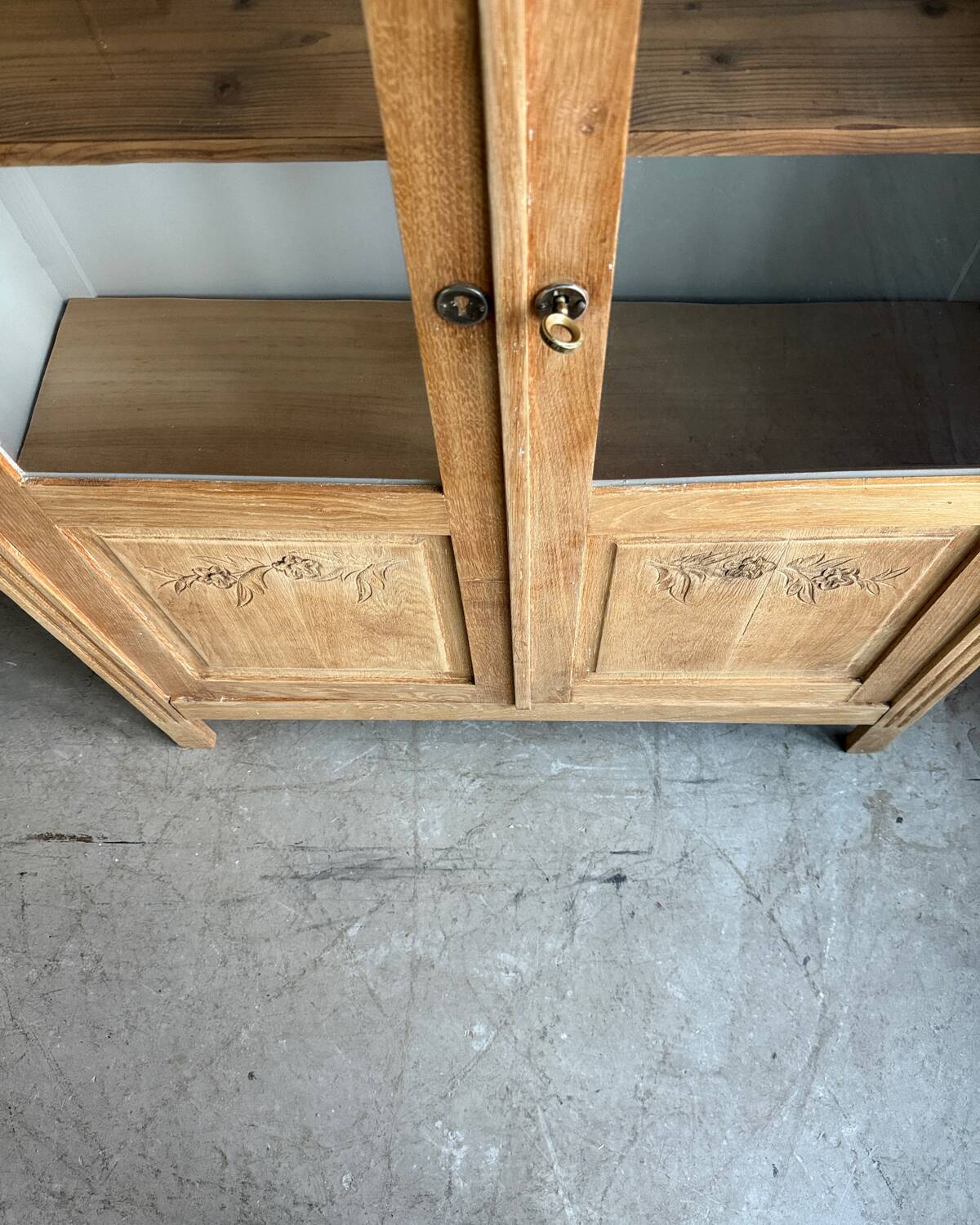 Vitrine art déco en chêne (rénovée)