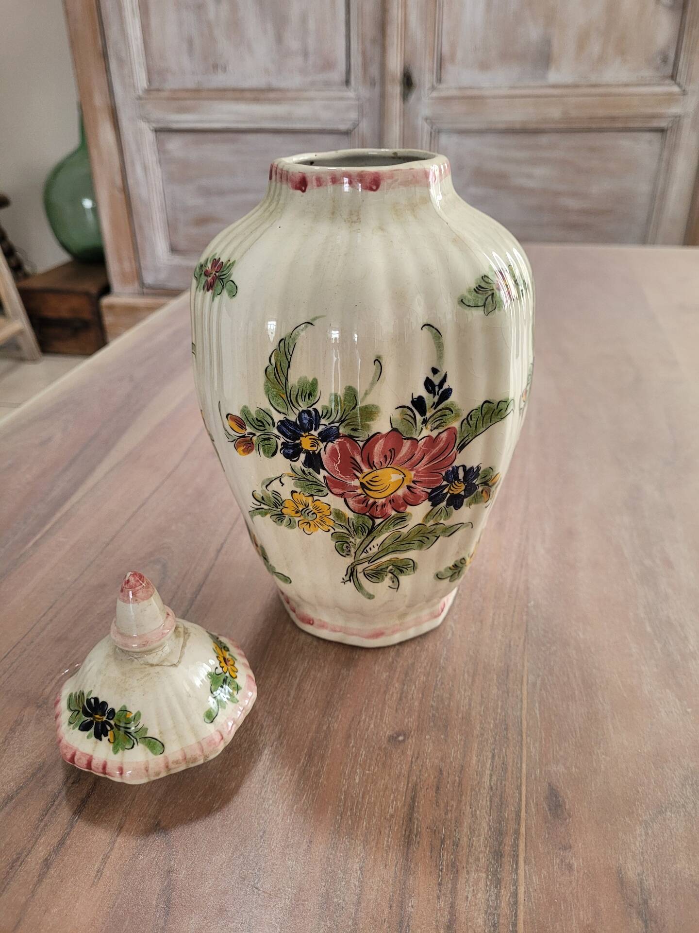 vase