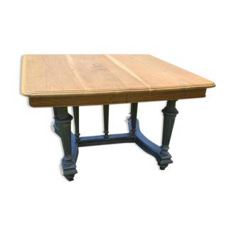 Solid oak table