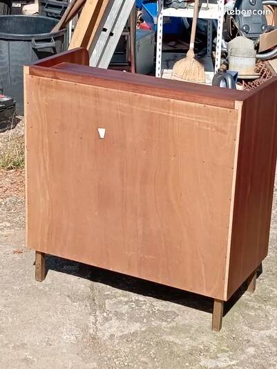 Mid-century modernist sideboard in vintage rosewood Scandinavian style