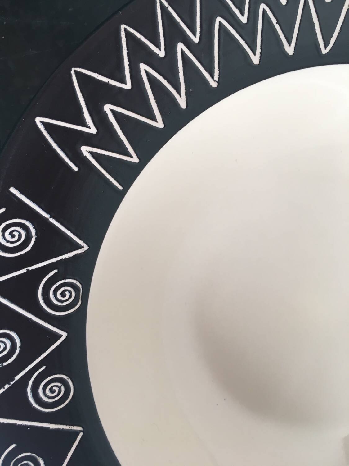 Scraffito Habitat Japan 1980 soup plates