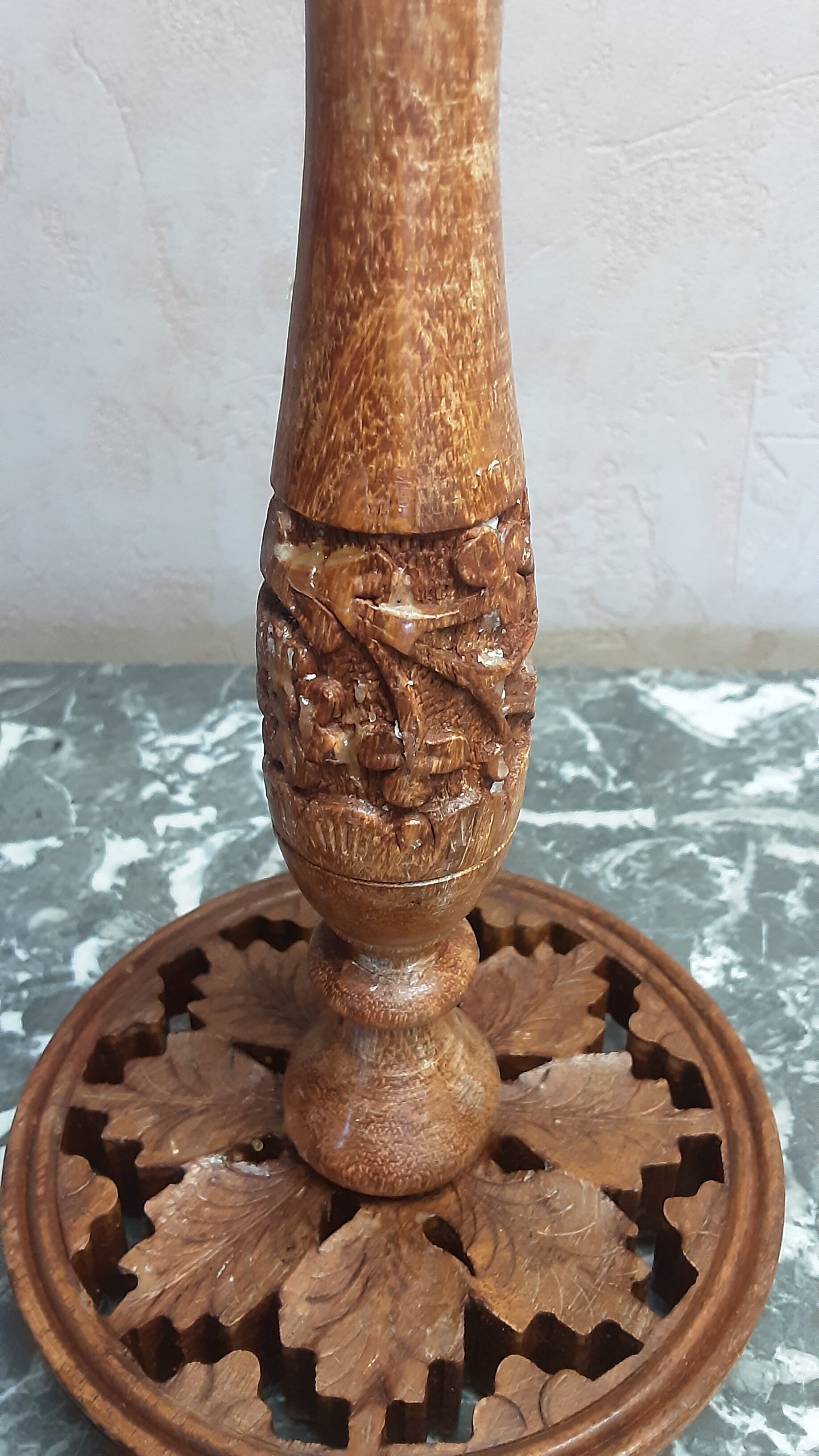 Lot 2 vintage wooden candlesticks