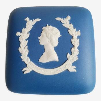 Boite Wedgwood jubilé Elizabeth II