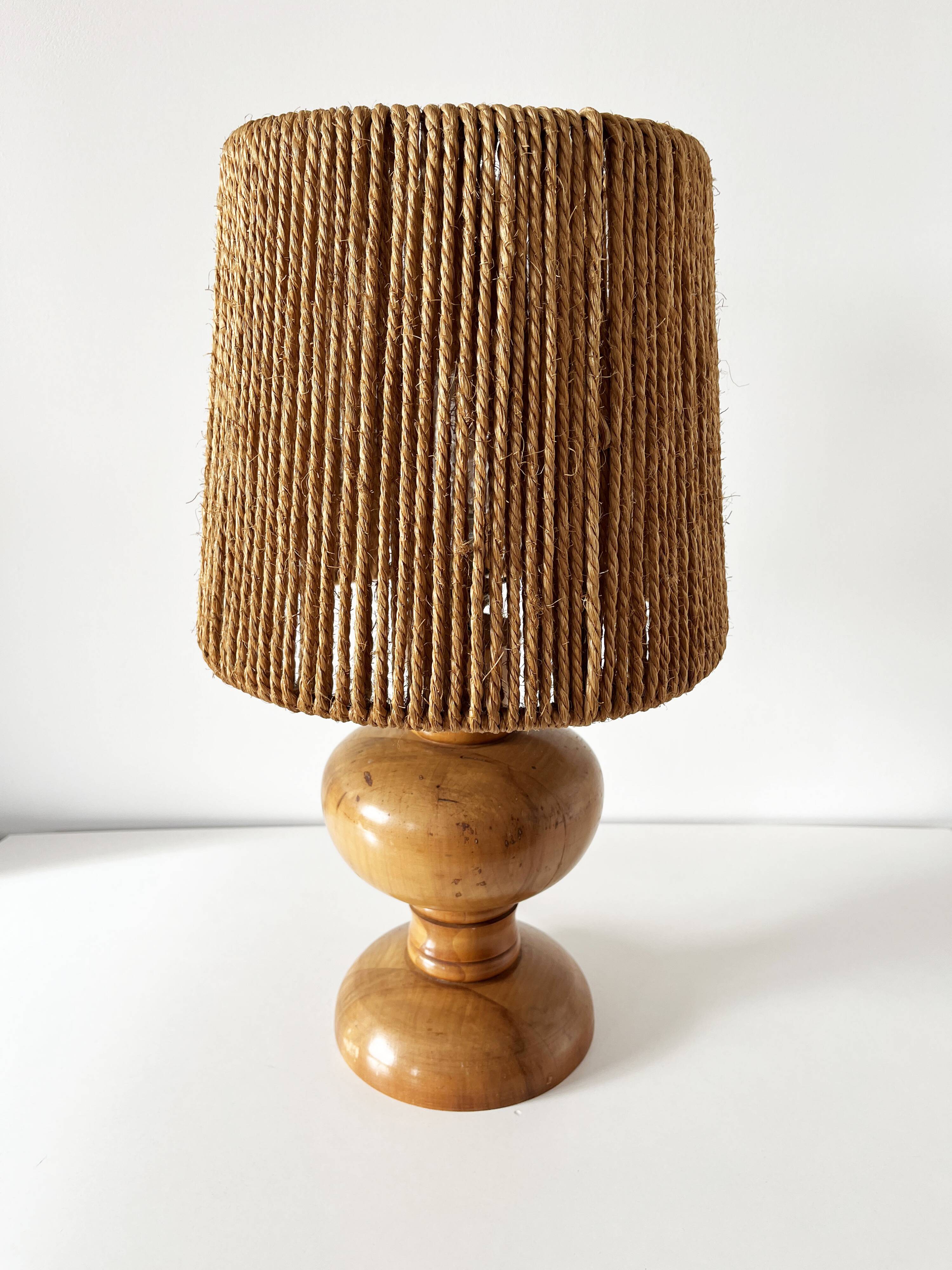 Vintage 1960 turned wood elm lamp