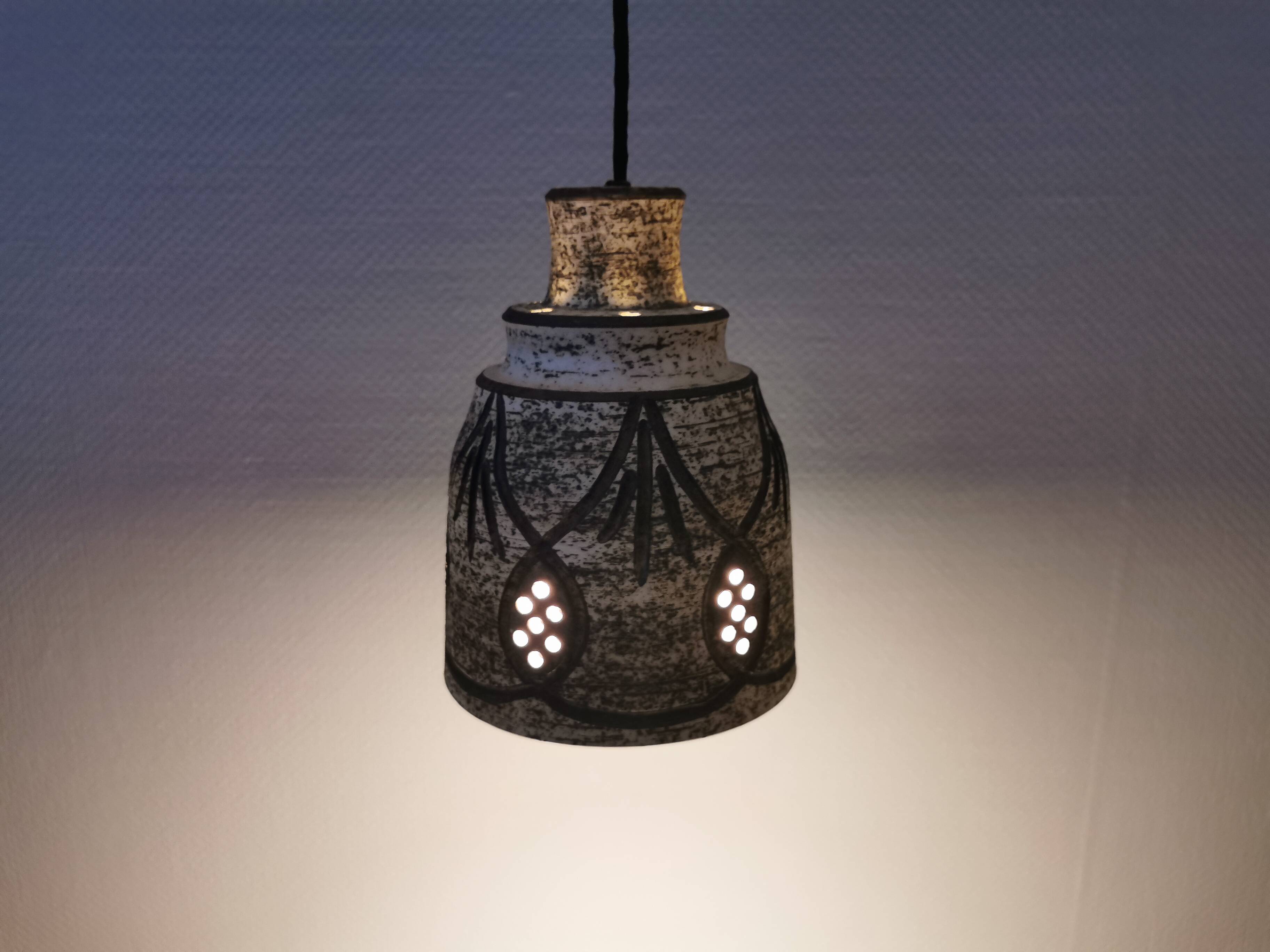 Beautiful ceramic hanging lamp, designed by jette hellerøe denmark, 1960s.