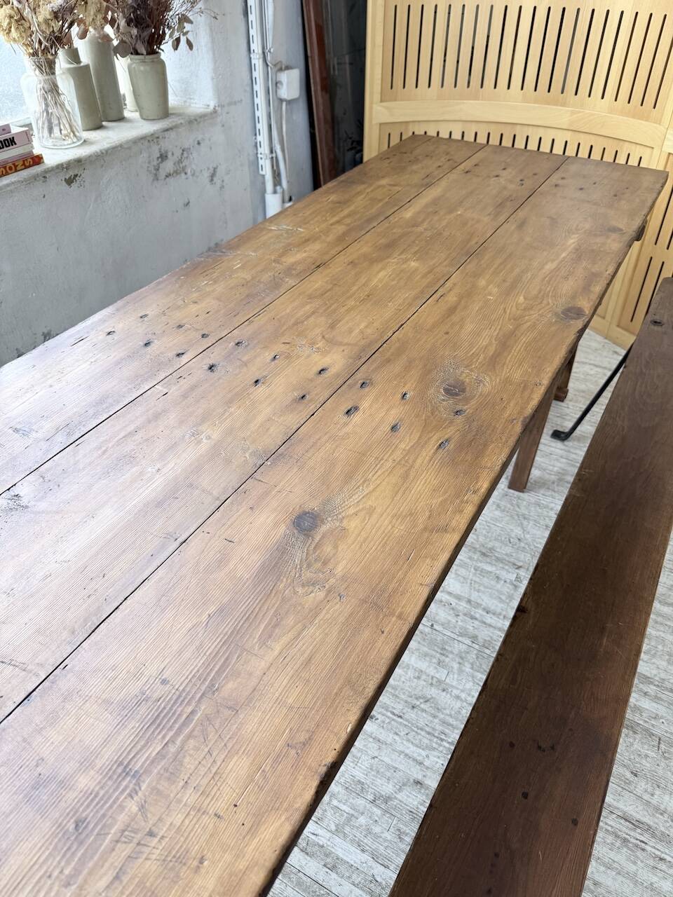 XXL trestle farm table 4m and its benches