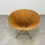Display basket 50s wicker tripod