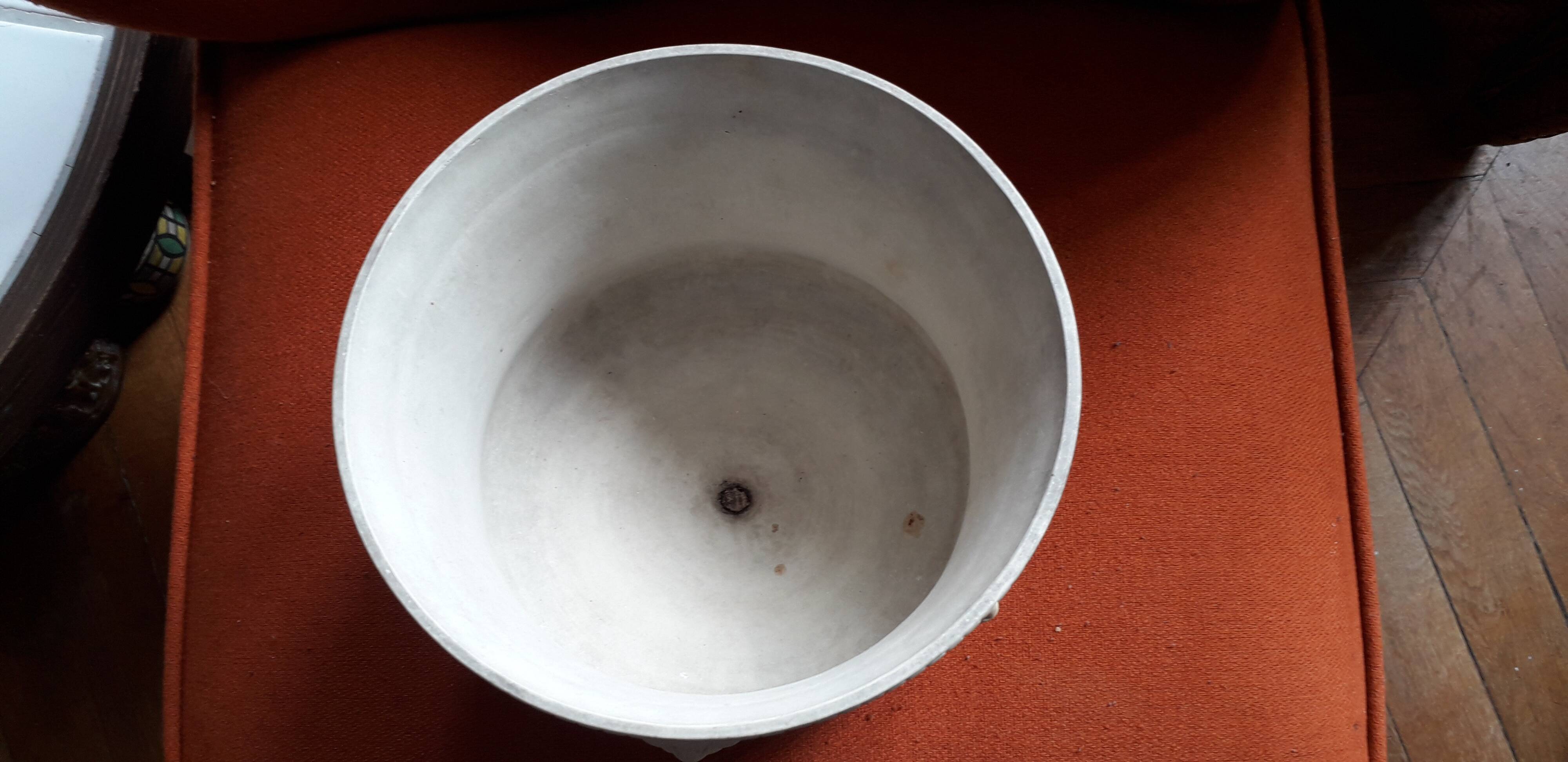 Very rare fine stoneware pot signed Sarreguemines from the end of the 19th century