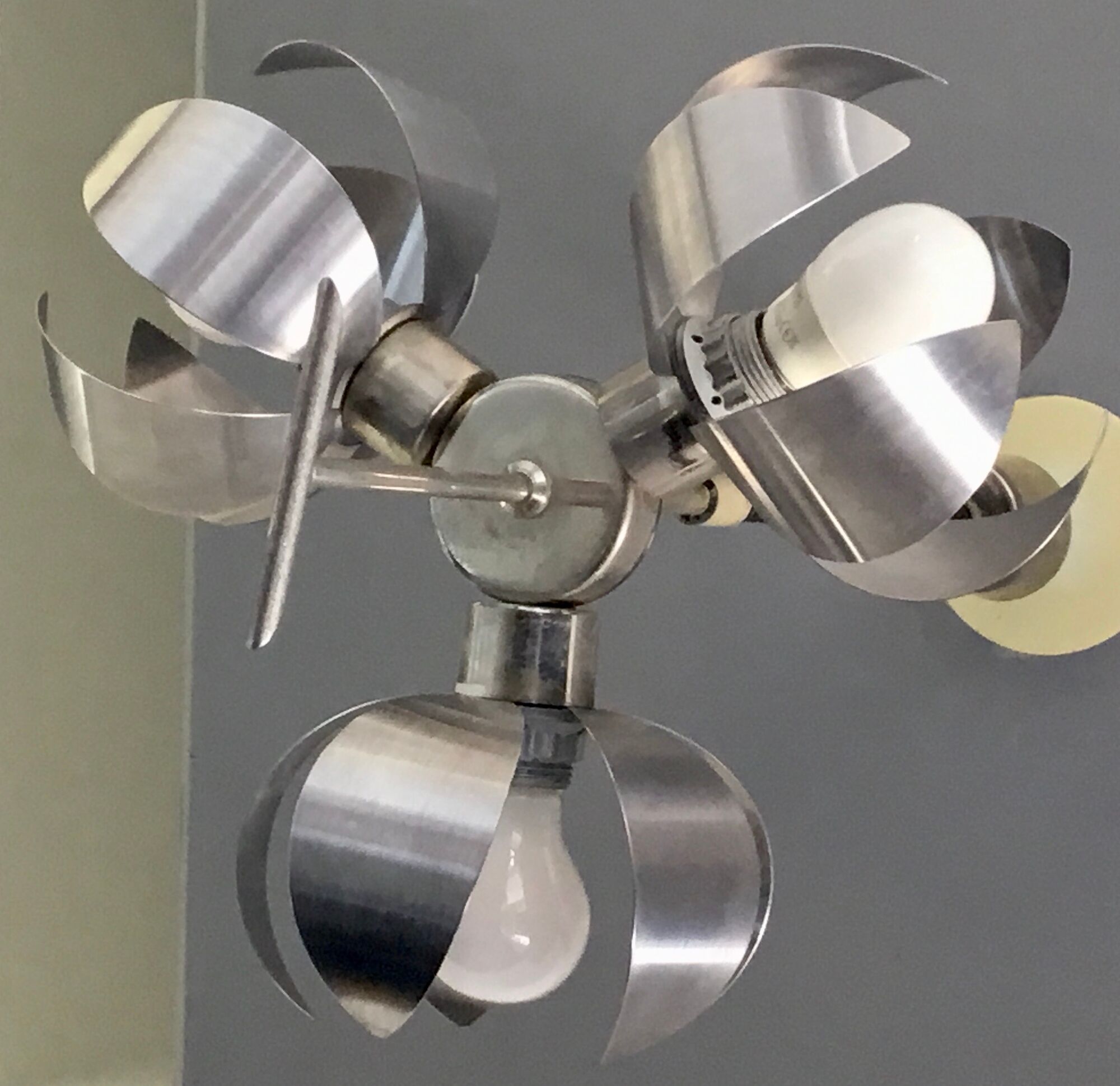 Space-age pendant lamp with 3 stainless steel lights and brushed aluminum adjustable in height - design 1970