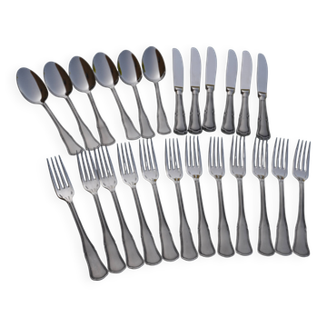 Ensemble couteaux fourchettes et cuillères à soupe Coutellerie Chabanne