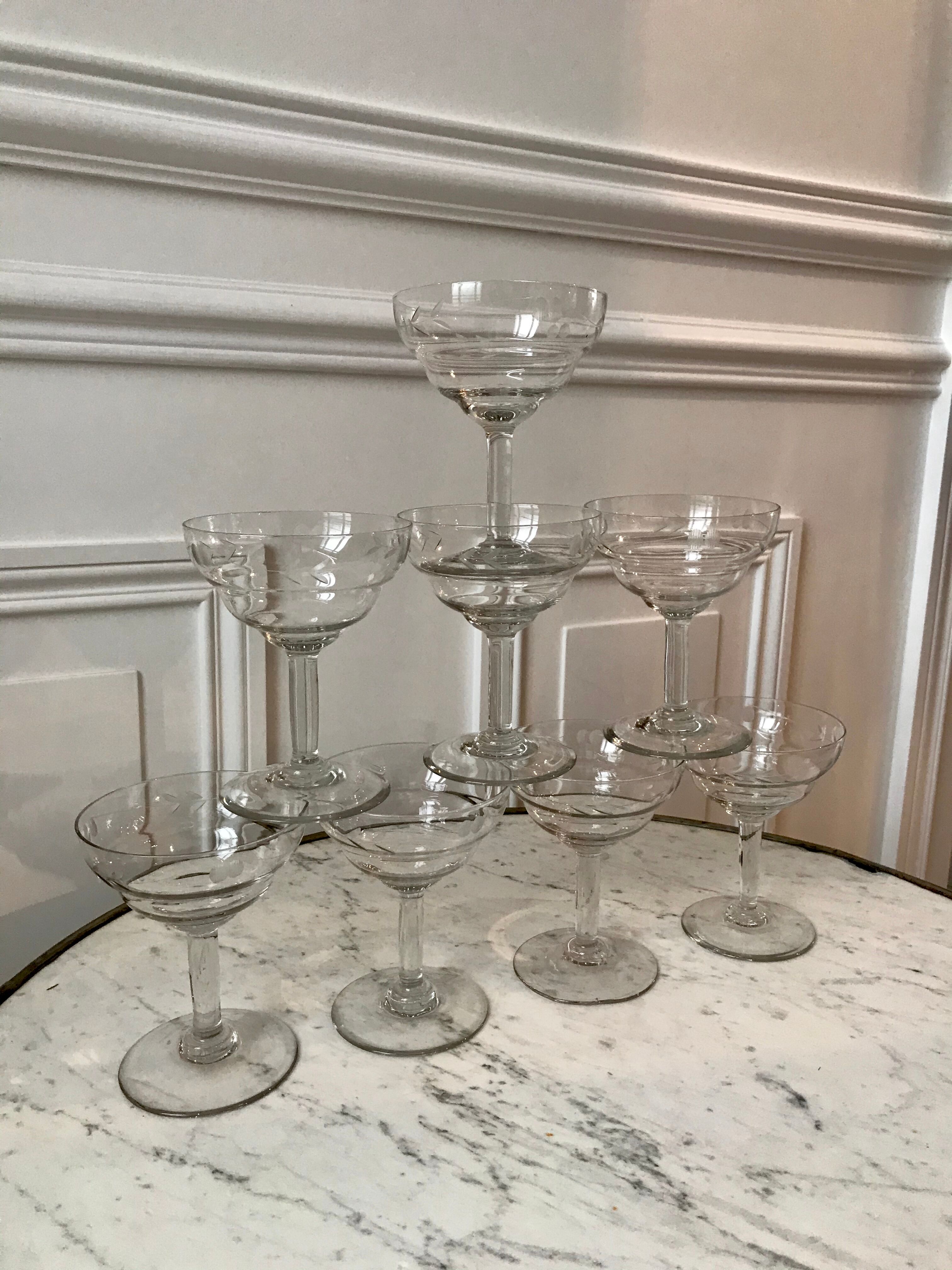 Lot of 8 crystal champagne glasses engraved 50/60 years