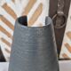 Grande lampe d'ambiance grise