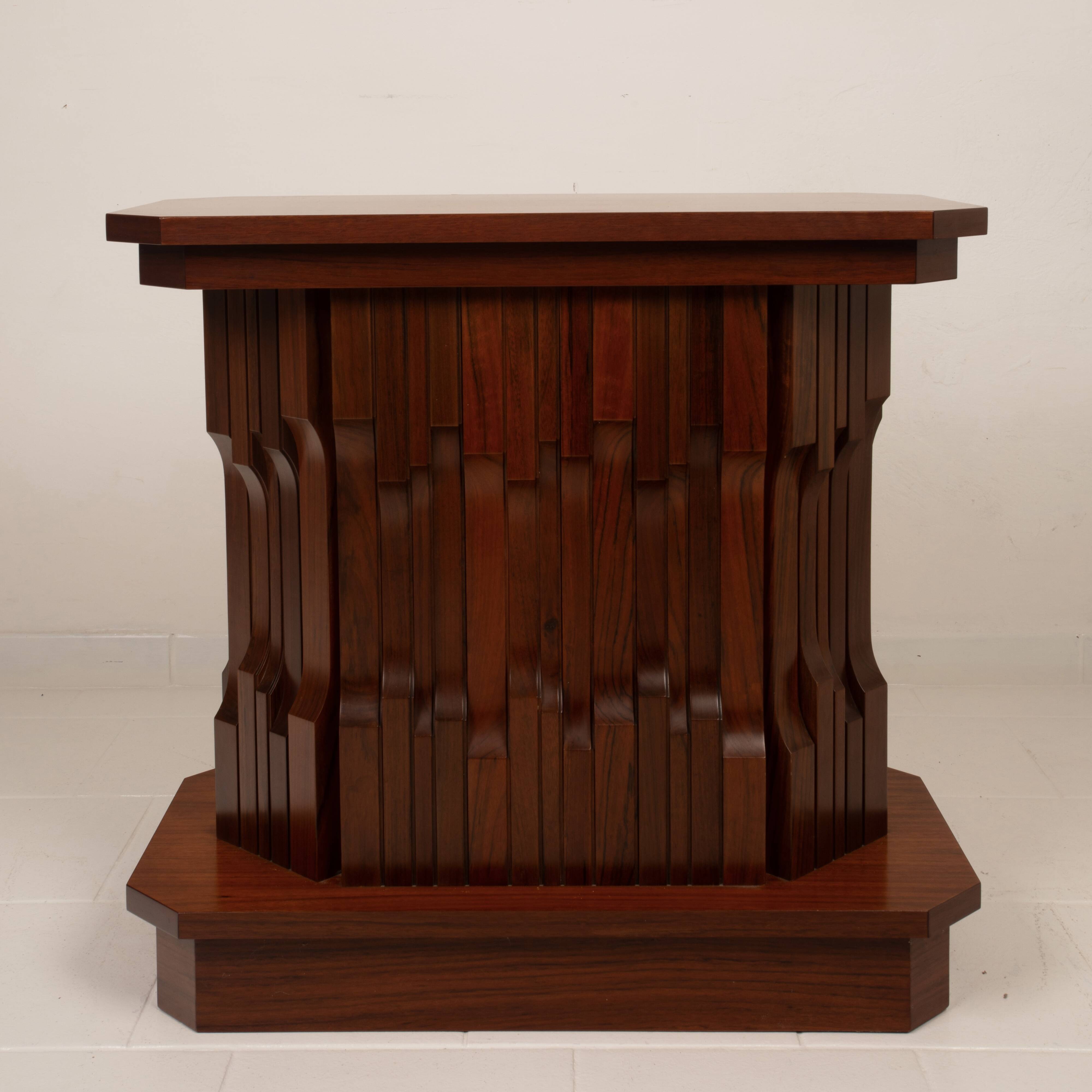 Sculptural multifunctional “Norman” base by Luciano Frigerio — Unique piece