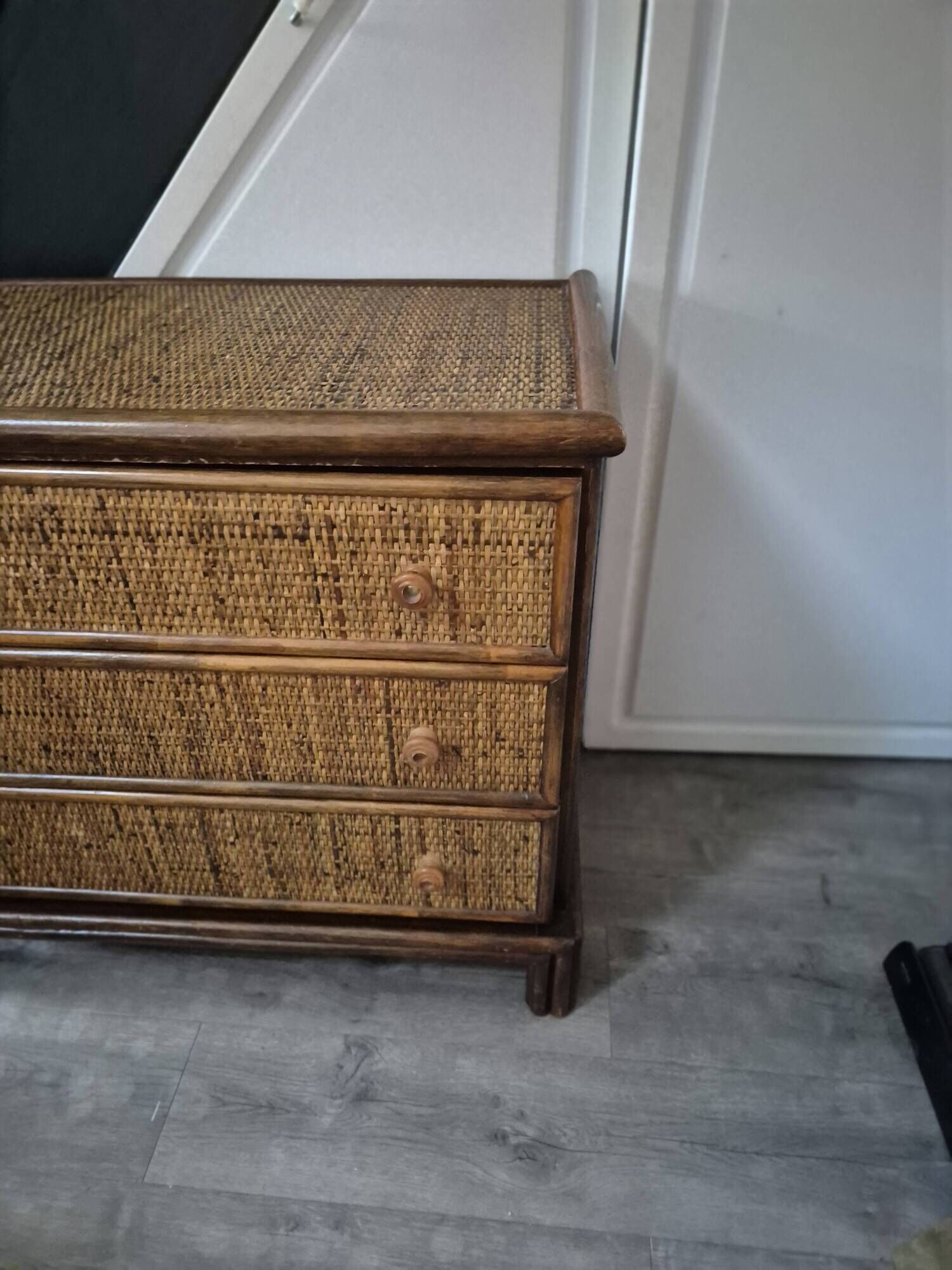commode vintage année 70 maugrion roche bobois rotin cannage