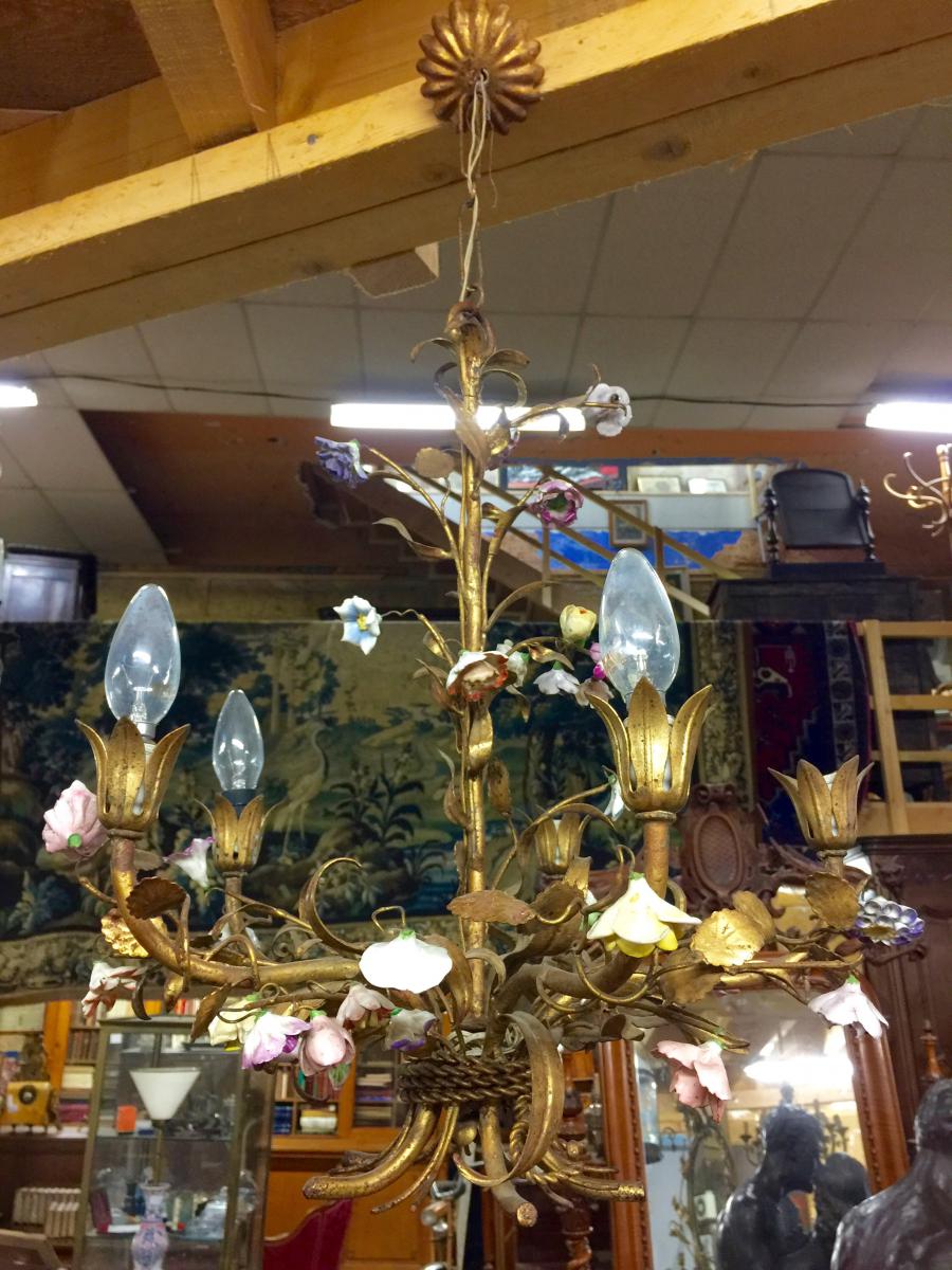 Chandelier in bronze and porcelain of the period 1900