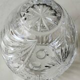 Vintage ball-shaped vase, in Bohemian/Boho chic crystal. 15 x 13 cm