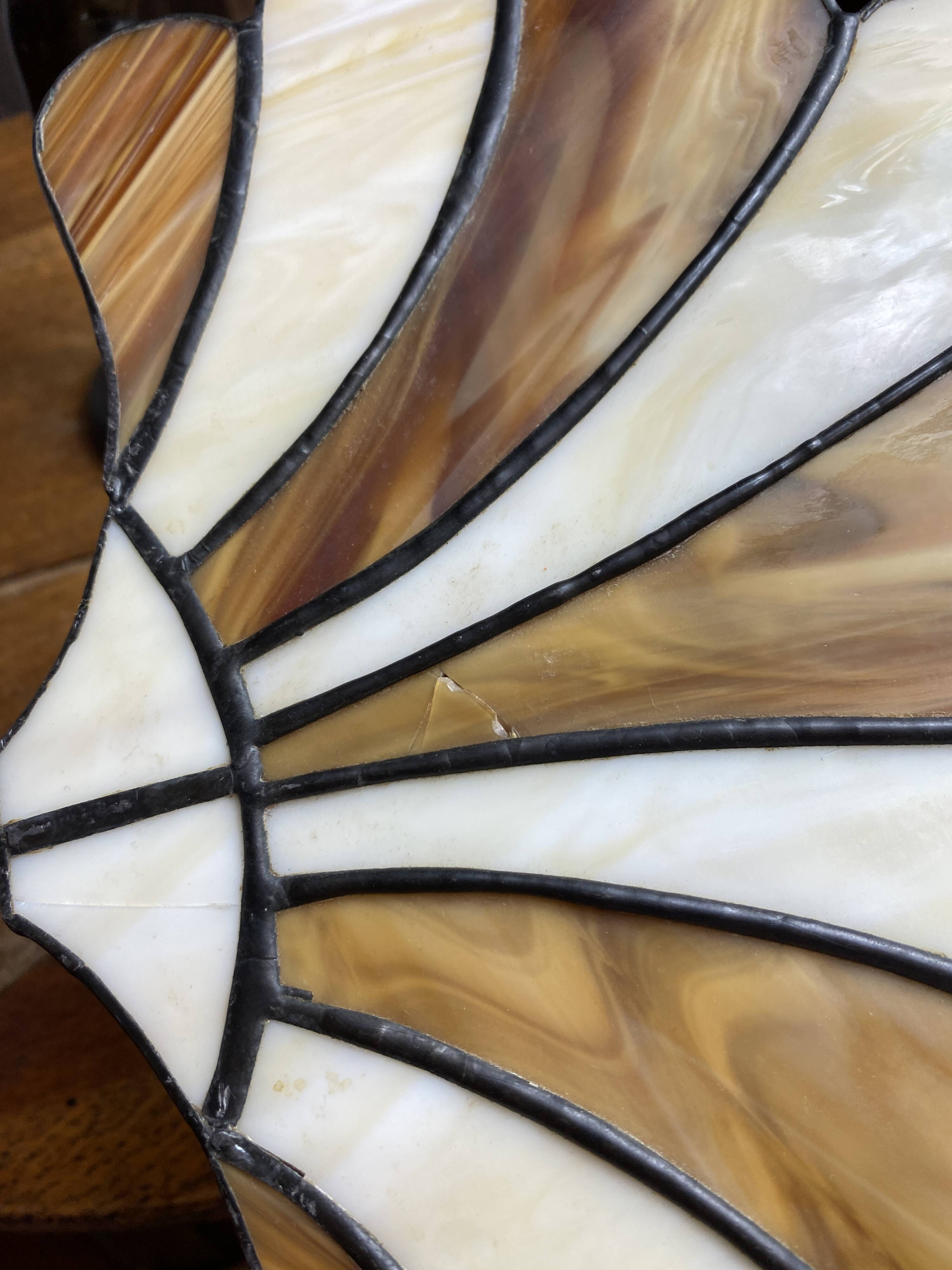 Glass fan lamp