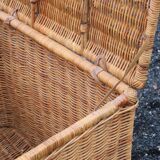Wicker chest