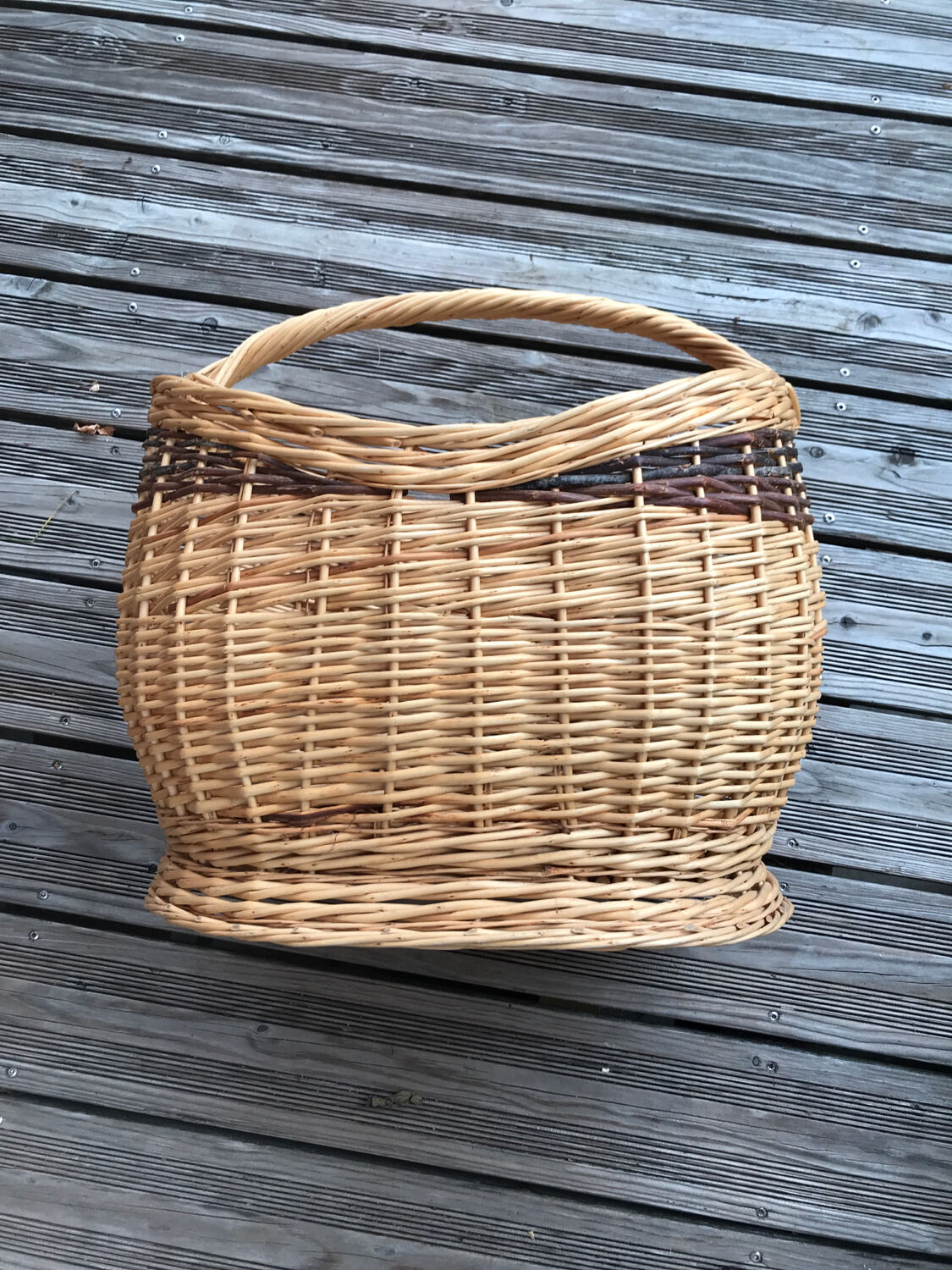 Wicker basket