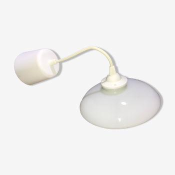 Suspension en opaline