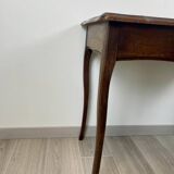 Ancienne table à écrire de style Louis XV en noyer massif