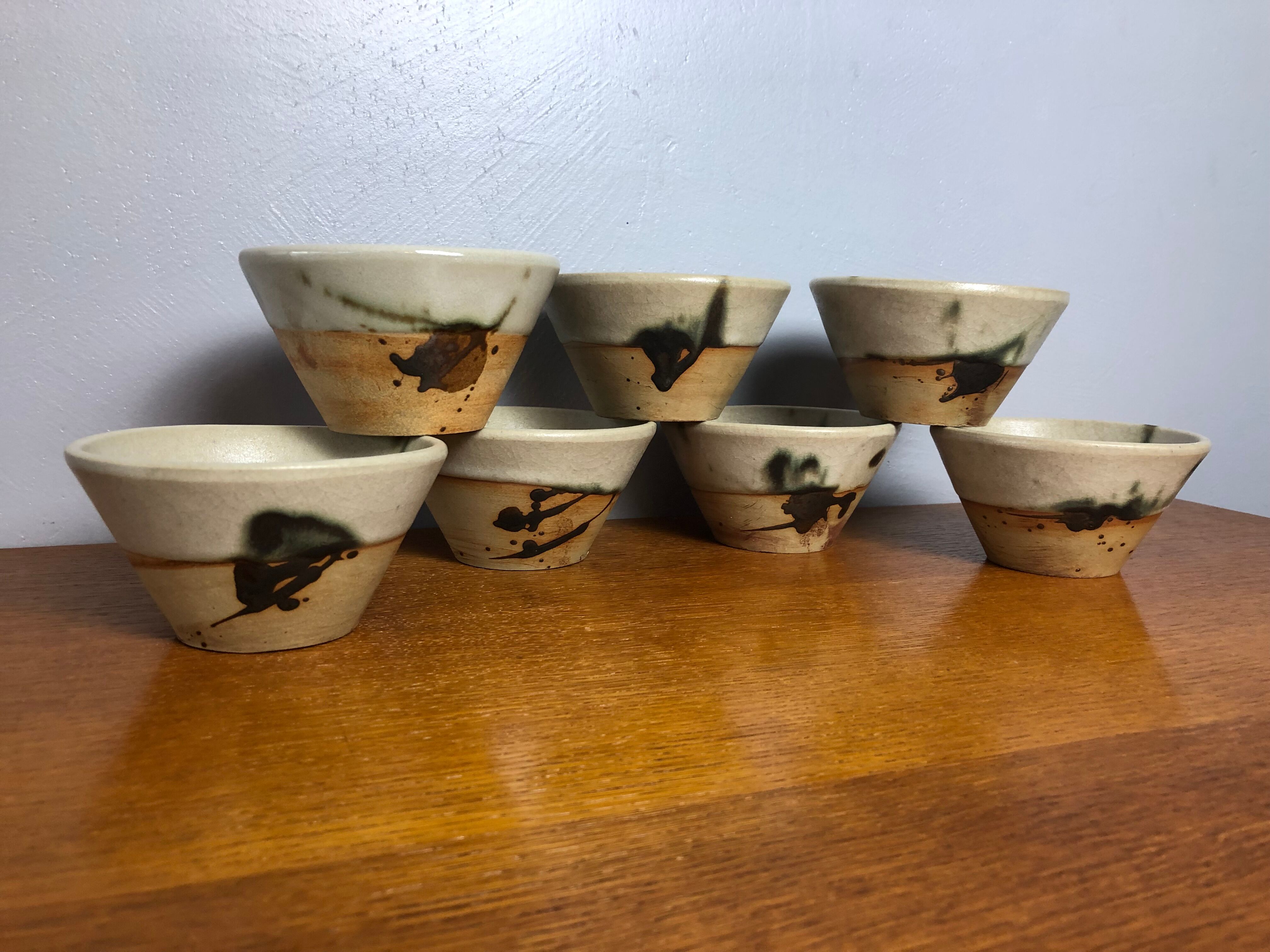 7 ceramic bowls pottery la Colombe