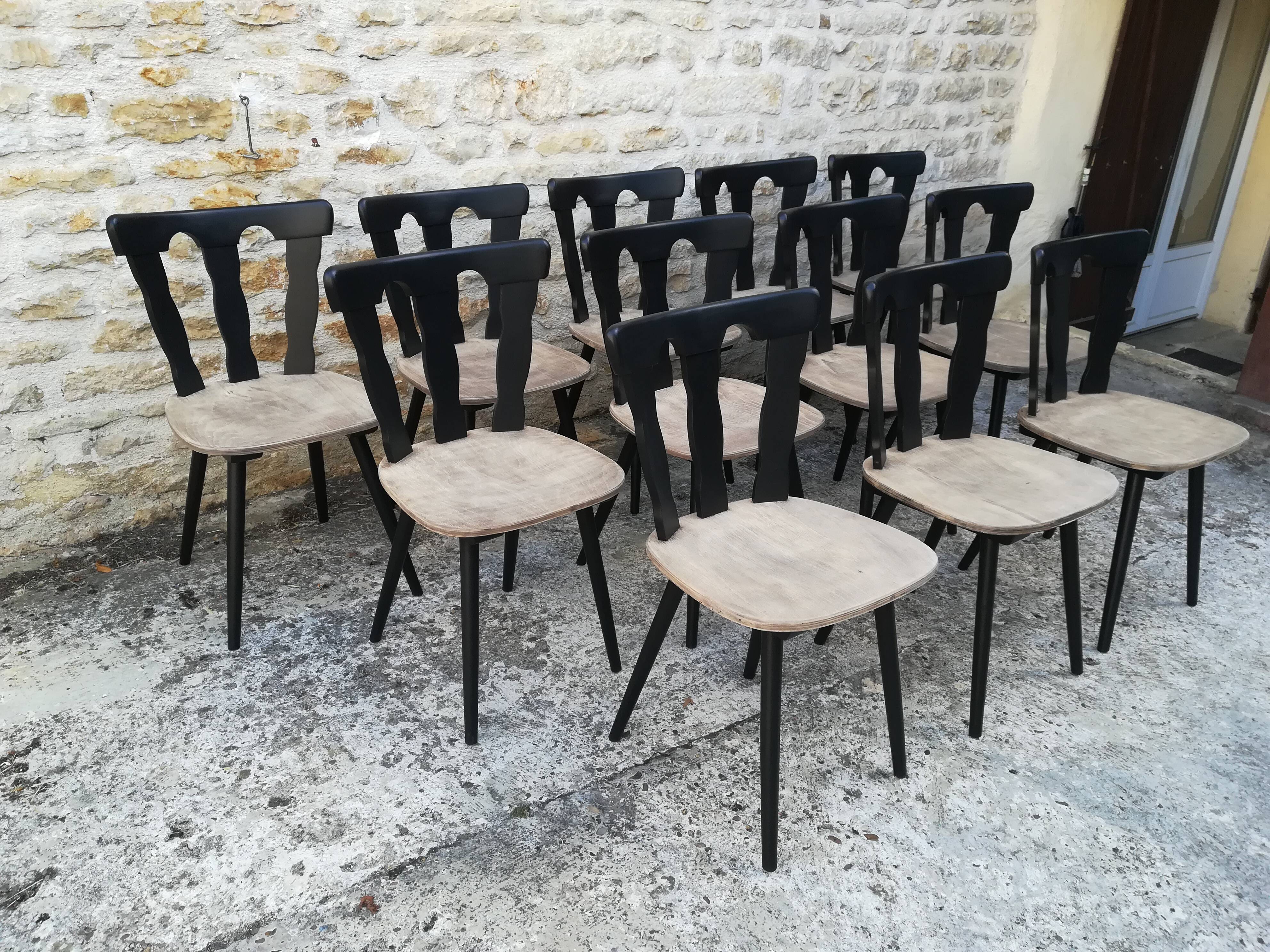 Lot of 12 bistro chairs