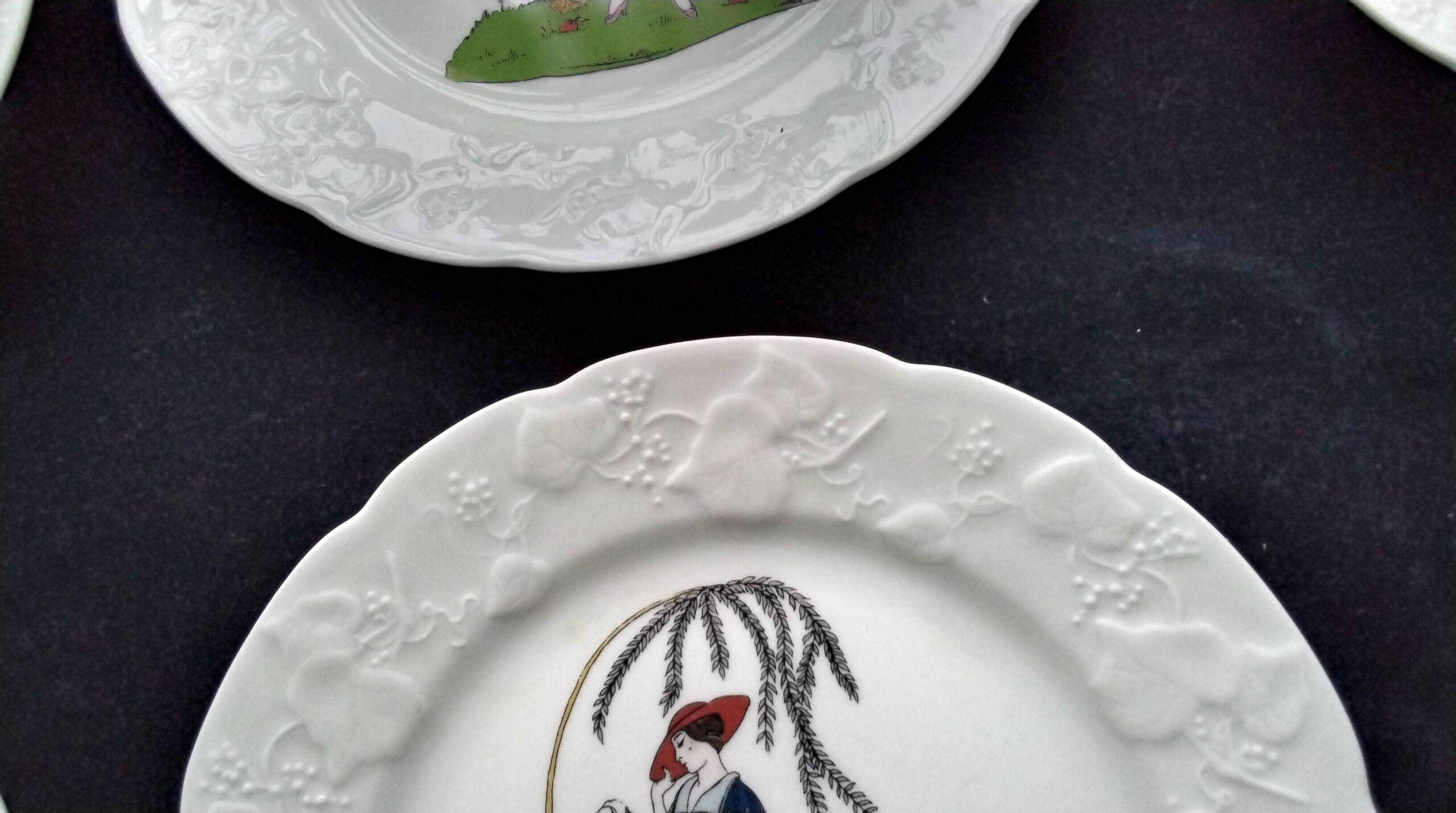 6 Assiettes à dessert en Porcelaine CNP  Modèle " Lierre Sauvage"