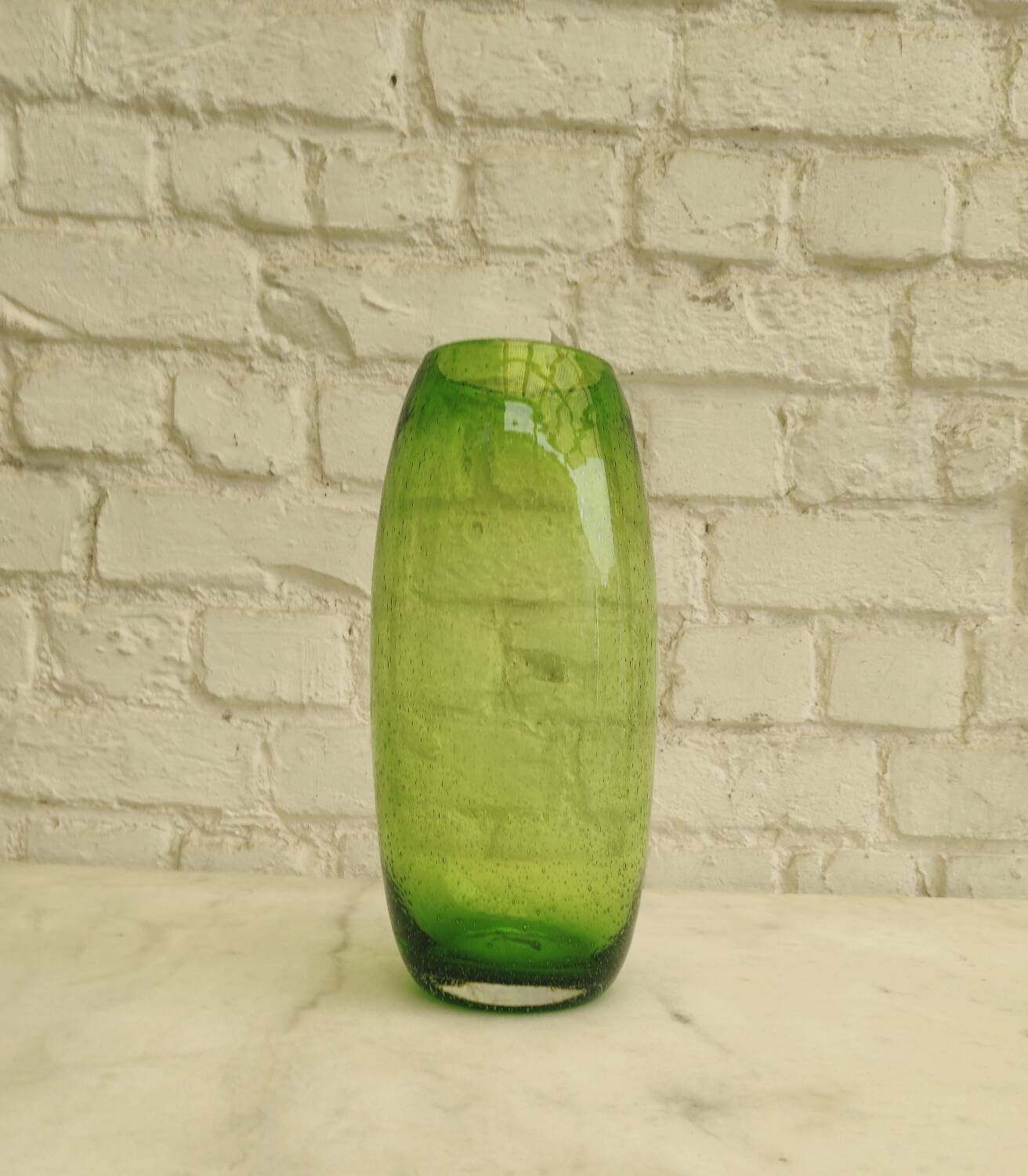 Vintage green bubble glass cylindrical vase - Scandinavian style