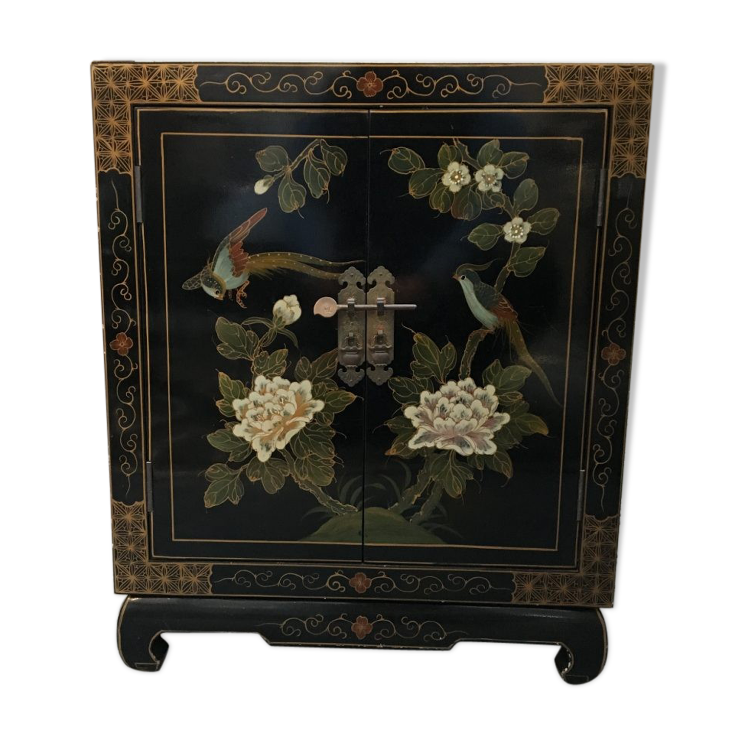 Meuble asiatique vintage