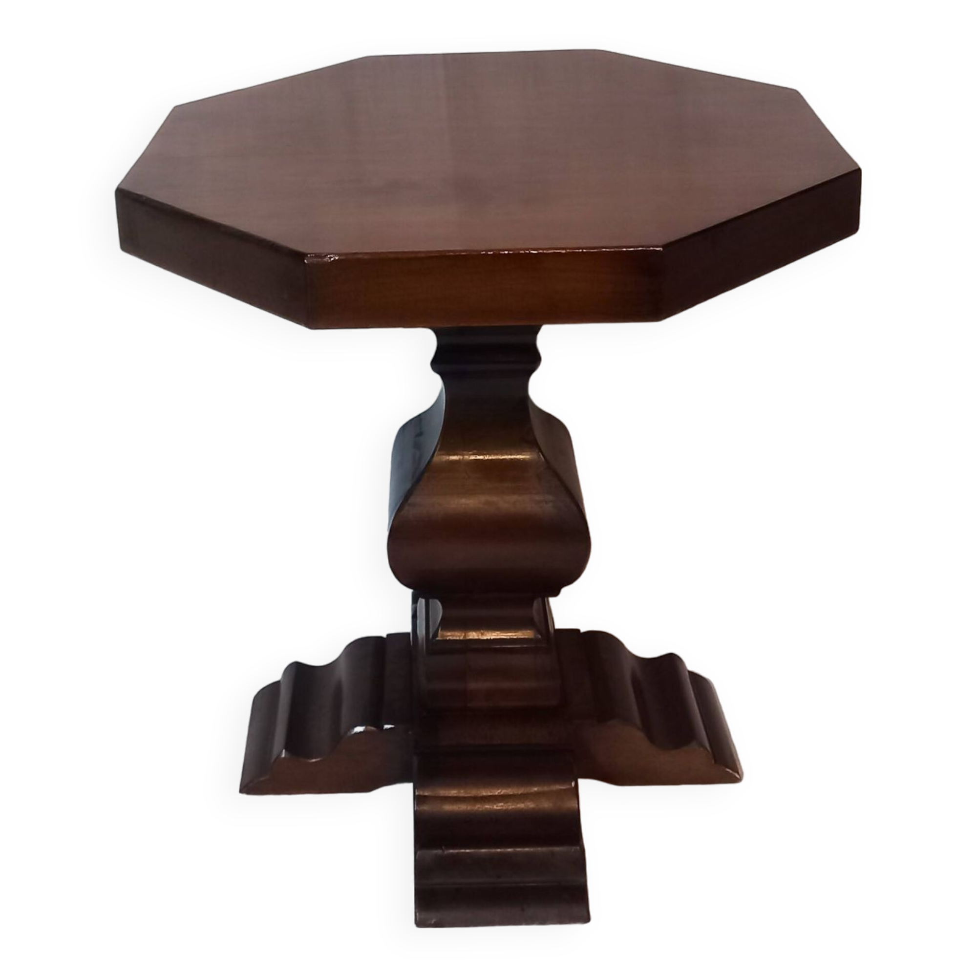 Octagonal Side Table With Baluster Shaft