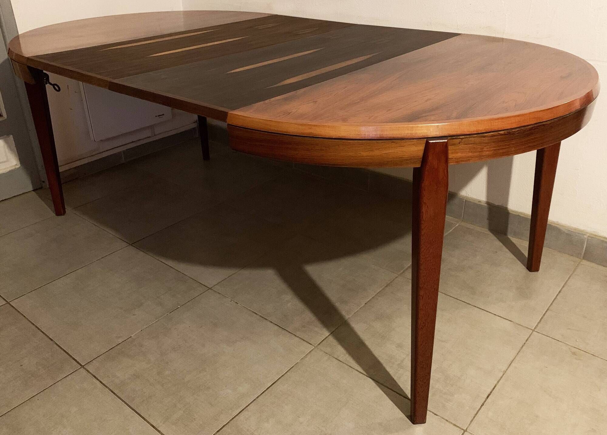 Dining table by Vestervig Eriksen Scandinavian rosewood from the 60s extendable