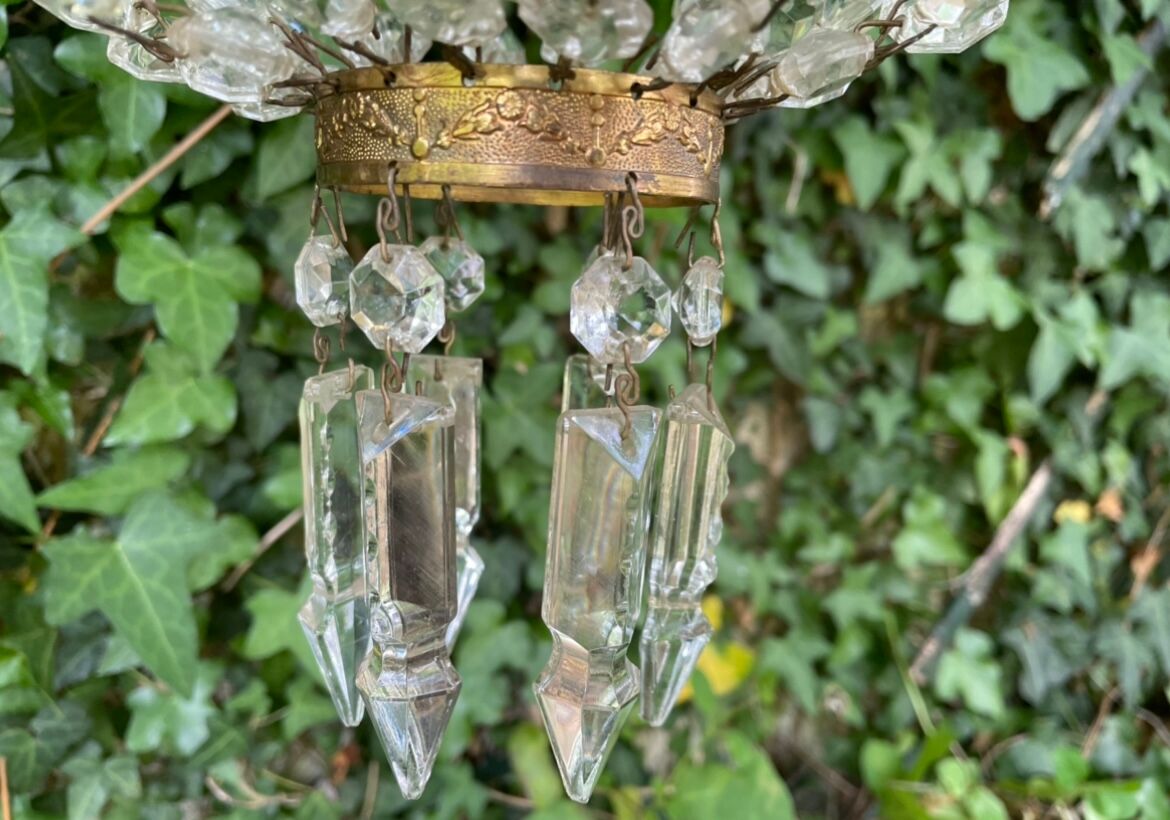 Chandelier pampilles D24