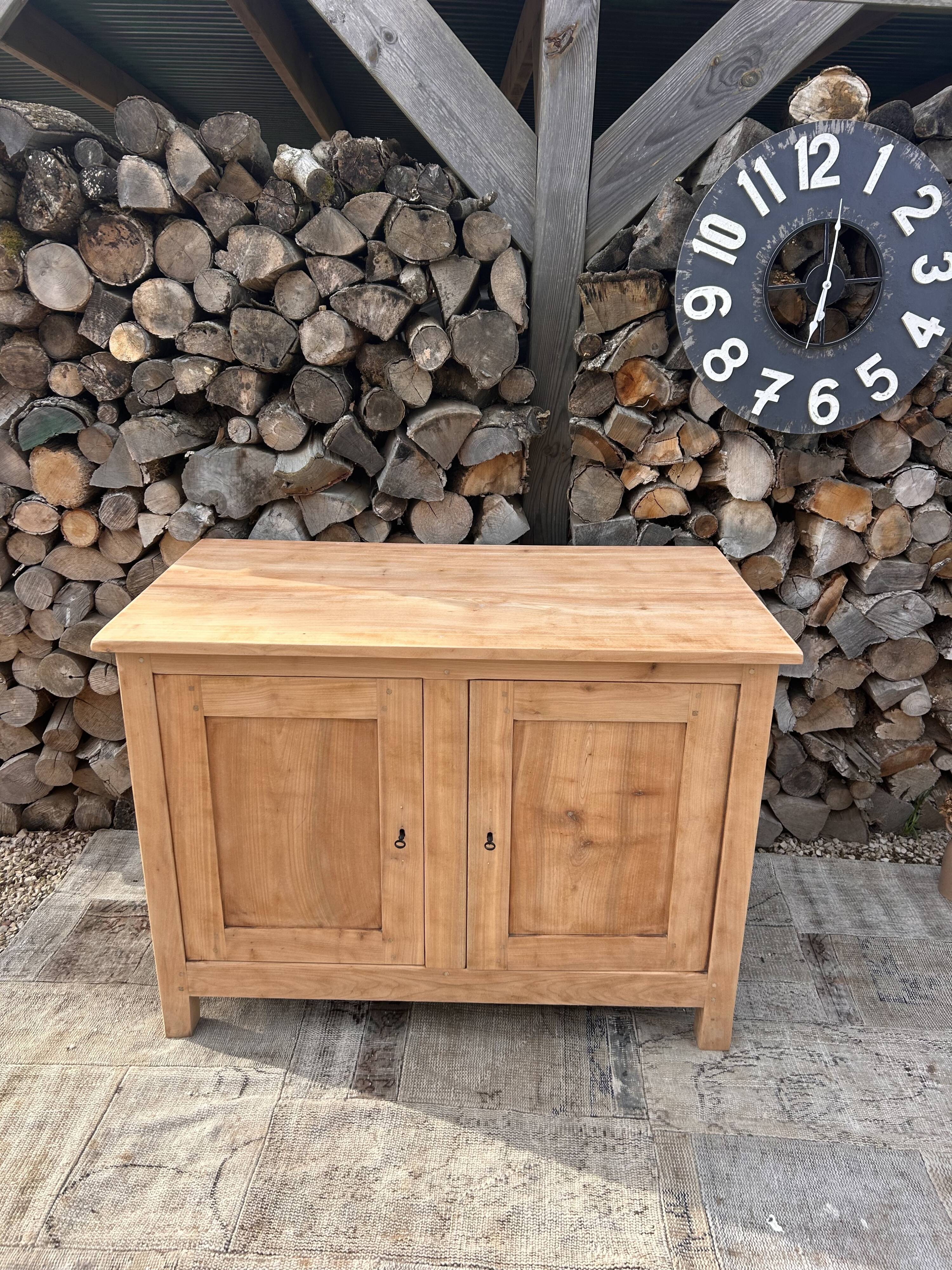 Massive renovated buffet