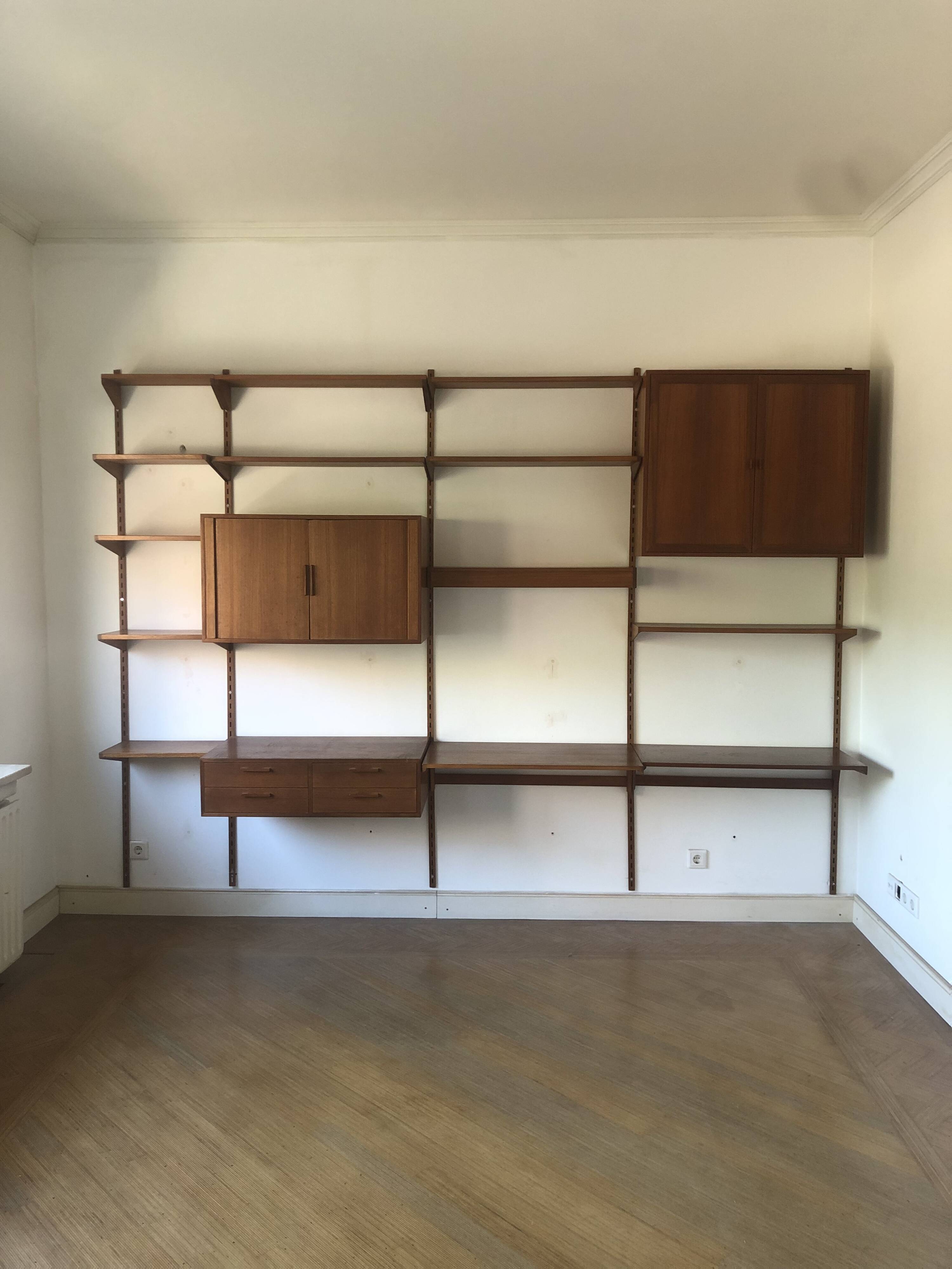 Kai Kristiansen teakhouten wandmeubel